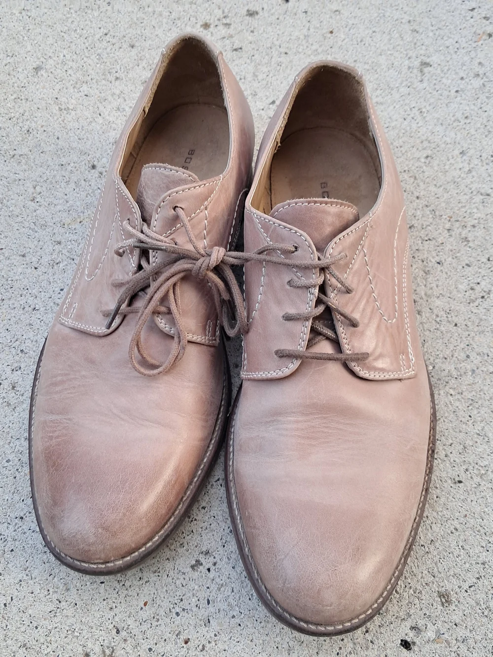 Bostonian refined leather